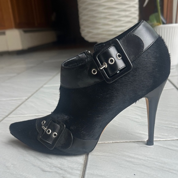 Manolo Blahnik Shoes - Manolo Blahnik Black Pointed Toe Buckle Stiletto Bootie